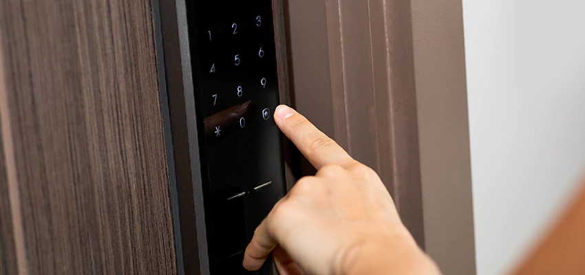 Smart Electric Locks Replacement Services in Teaneck, NJ