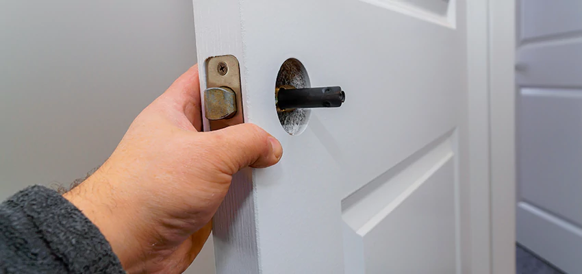 Nighttime Locksmith For Lock Repair in Teaneck, NJ