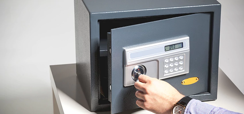 Jewelry Safe Unlocking Service in Teaneck, New Jersey